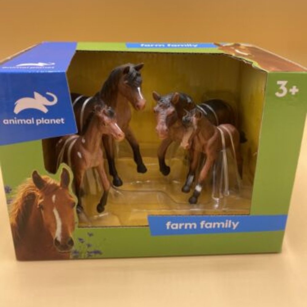 Animal Planet - Farm Family Toy Horses Set - New In Packaging.